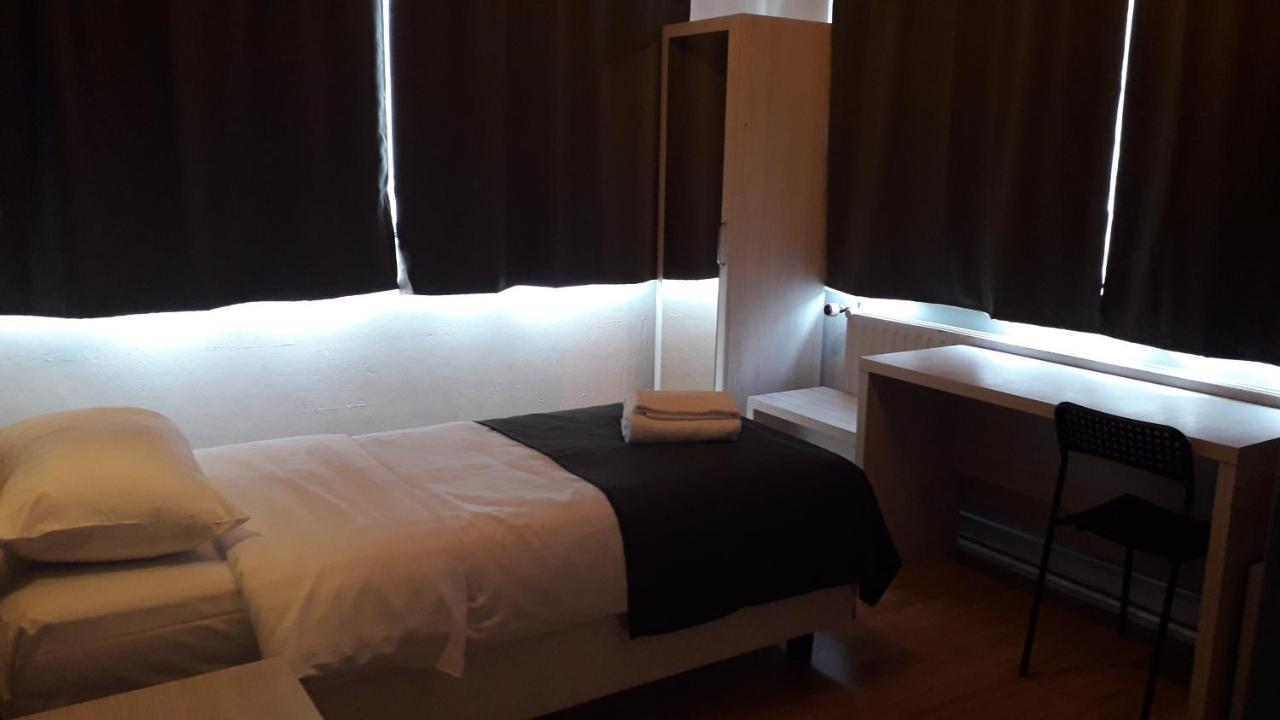 Hotel Auberge Van Strombeek Jette Exterior photo