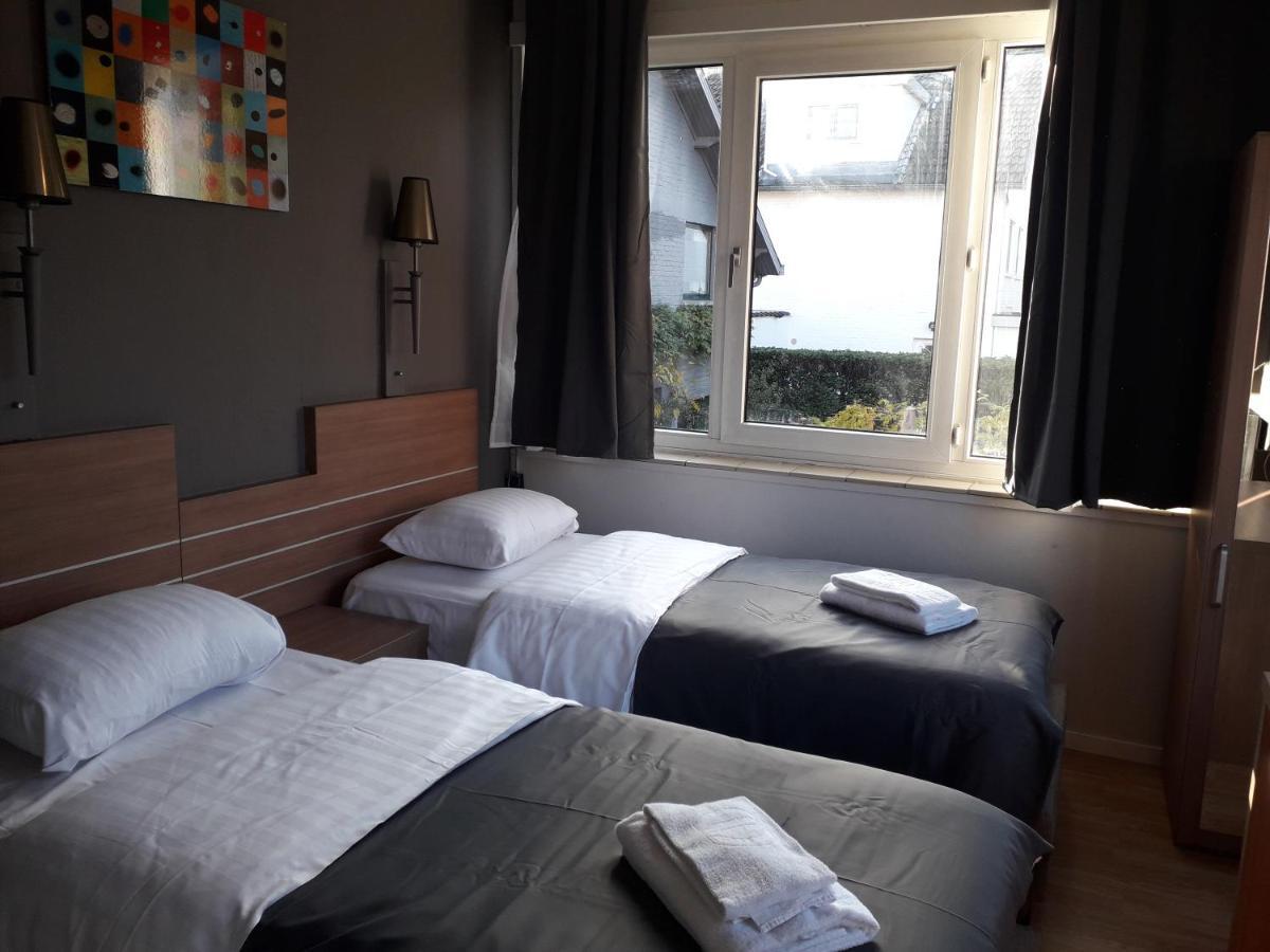 Hotel Auberge Van Strombeek Jette Exterior photo